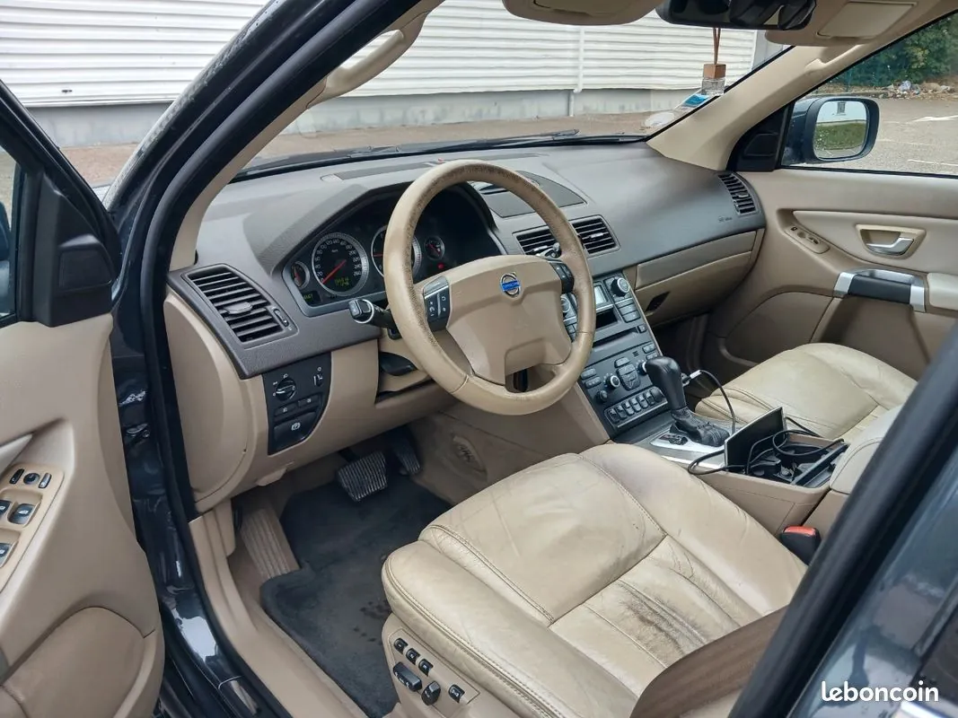 Volvo Xc90 2010 photo 3