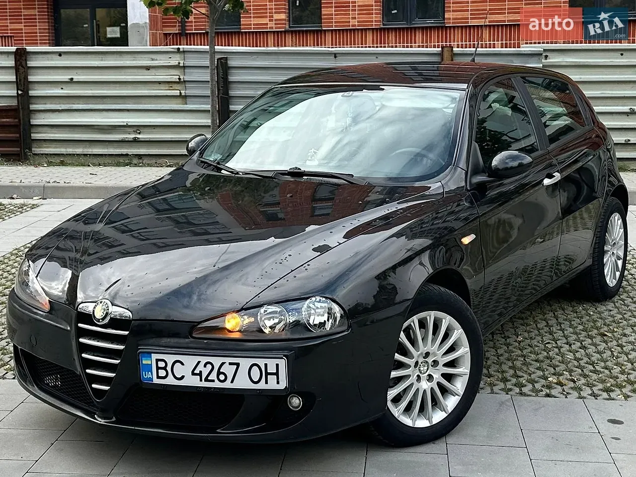 Alfa Romeo 147 2006 photo 2