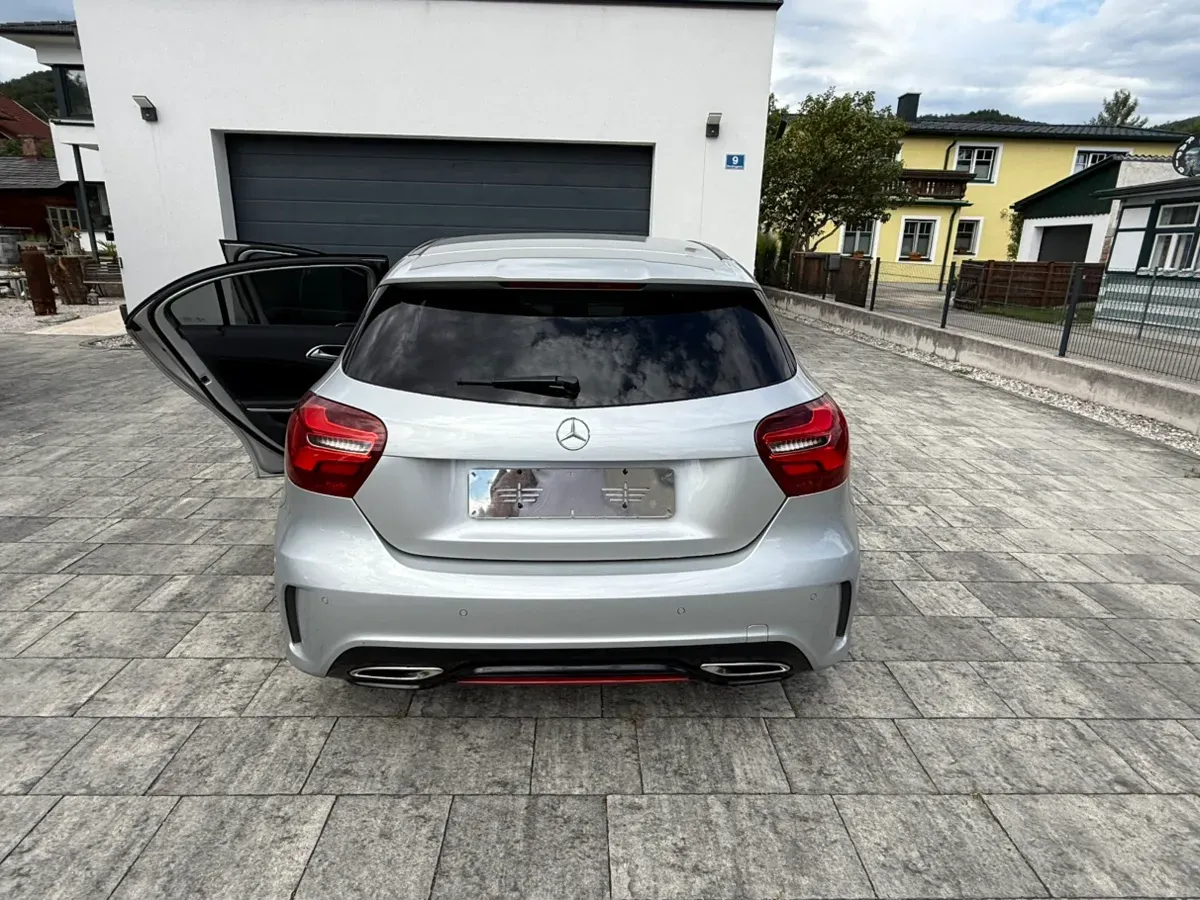 Mercedes-Benz A-Class 2018 photo 2