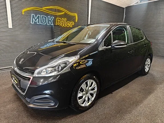 Peugeot 208 2015 photo 2