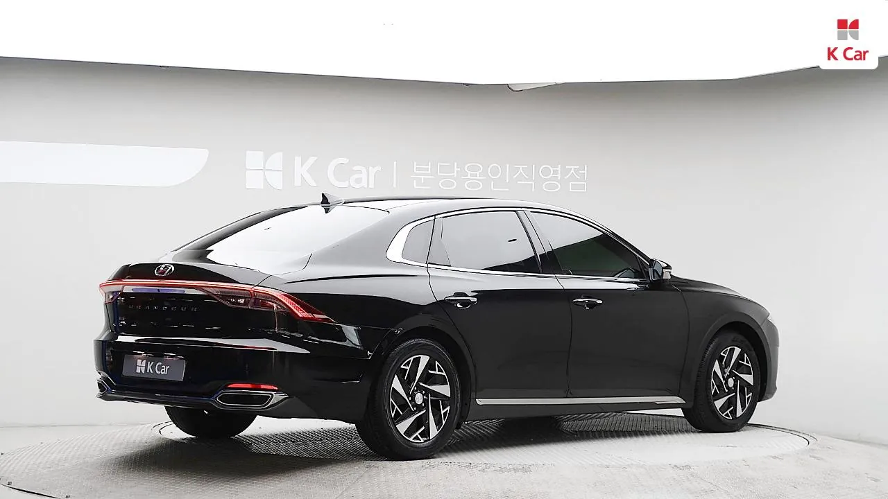 Hyundai Grandeur Hybrid 2023 photo 4