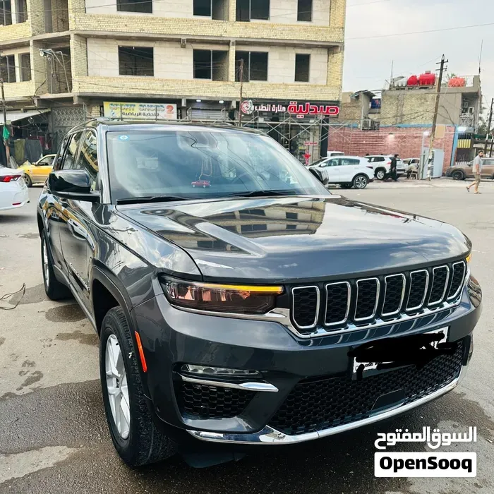 Jeep Grand Cherokee 2024 photo 3