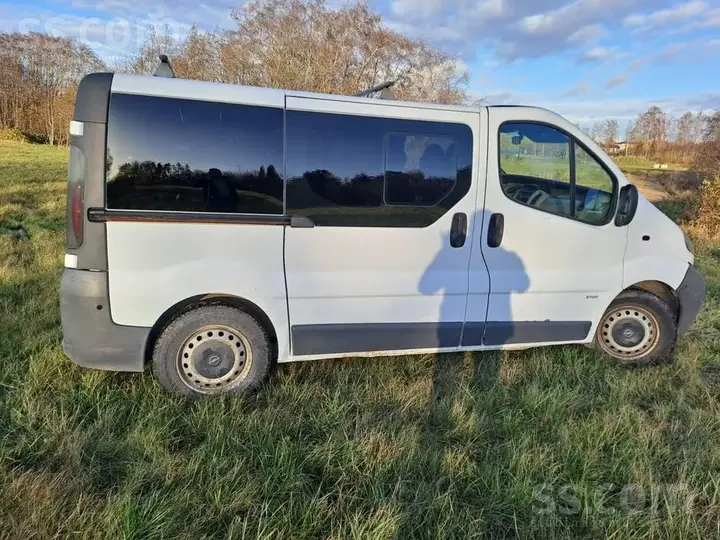 Opel Vivaro 2002 photo 3