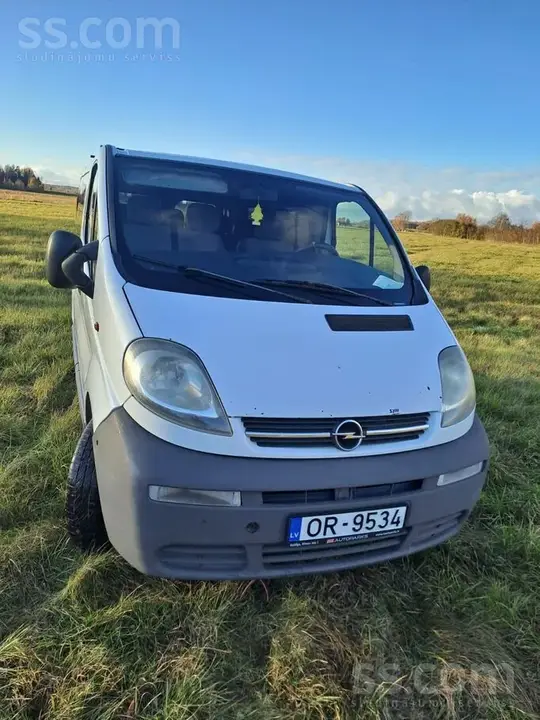 Opel Vivaro 2002 photo 4