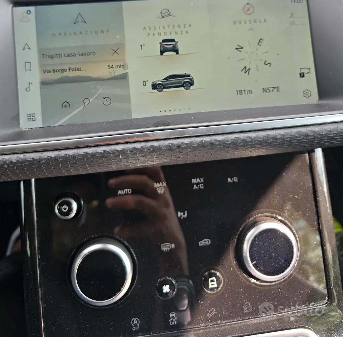 Land Rover Range Rover Evoque 2021 photo 4
