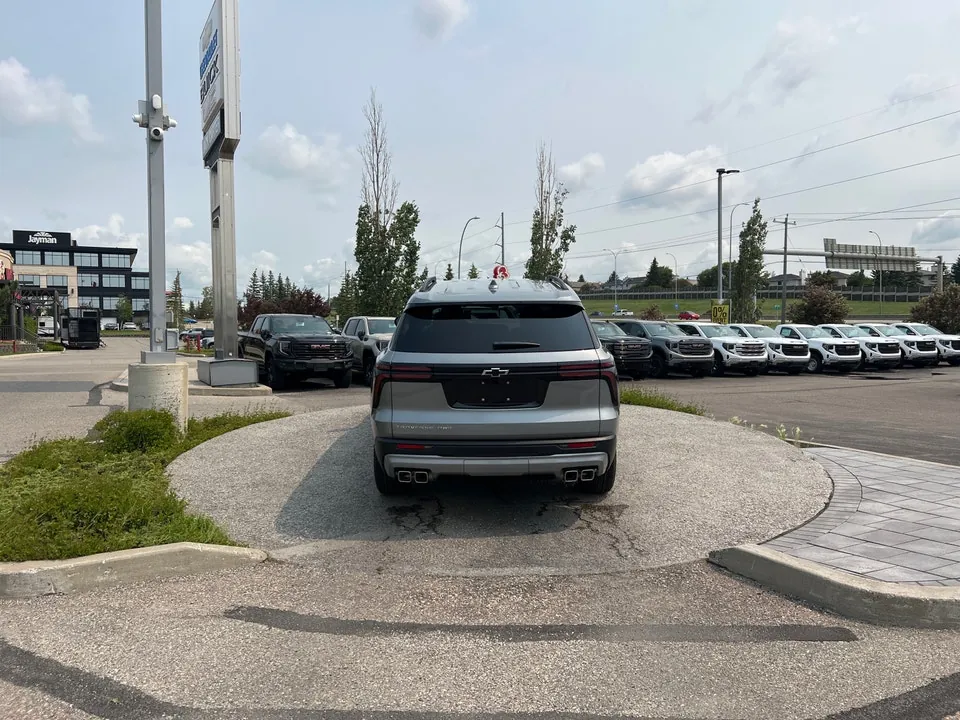 Chevrolet Traverse 2026 photo 5