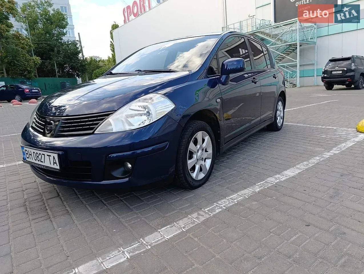 Nissan Tiida 2008 photo 3