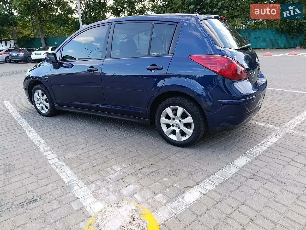 Nissan Tiida 2008 photo 4