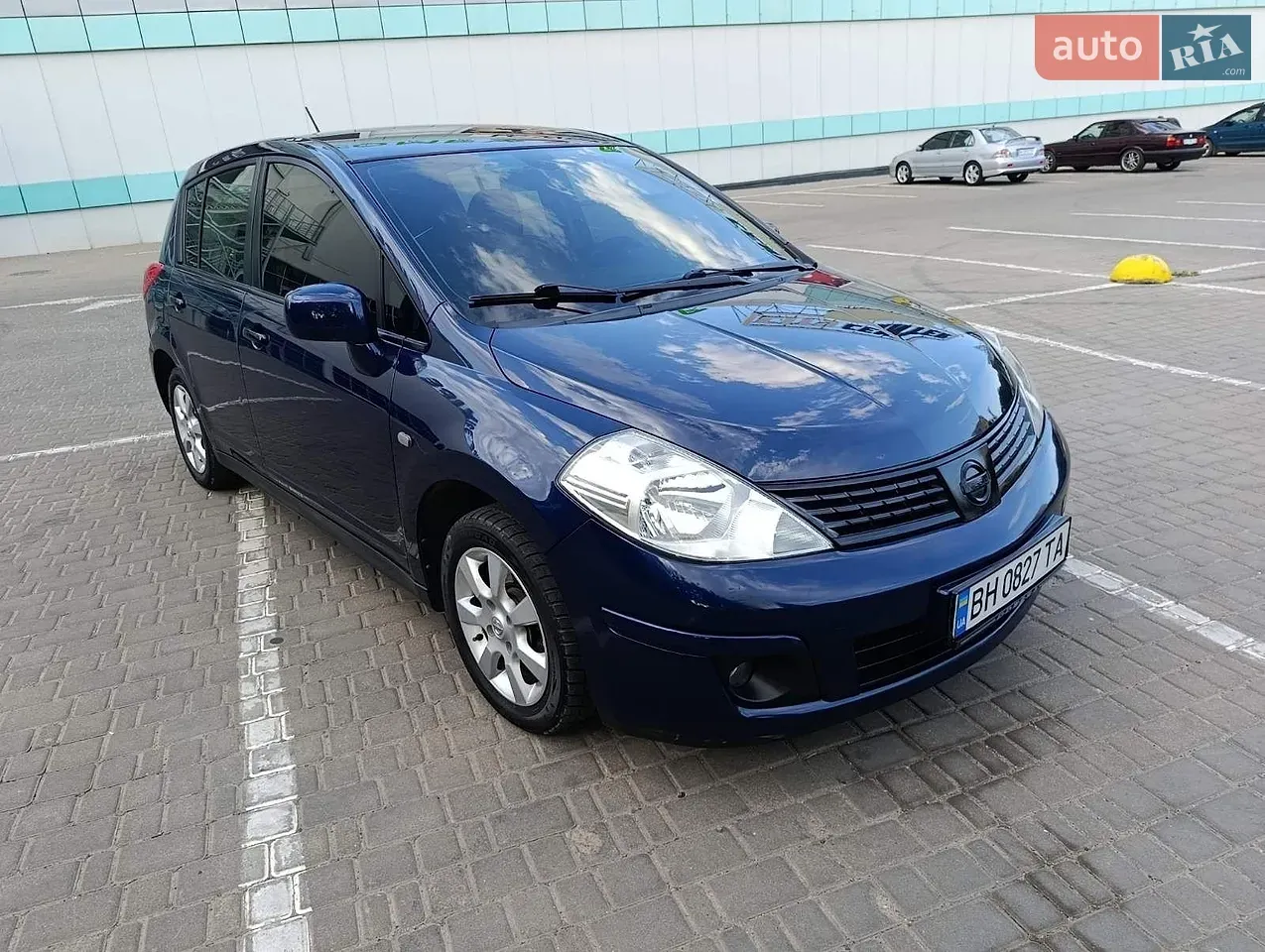 Nissan Tiida
