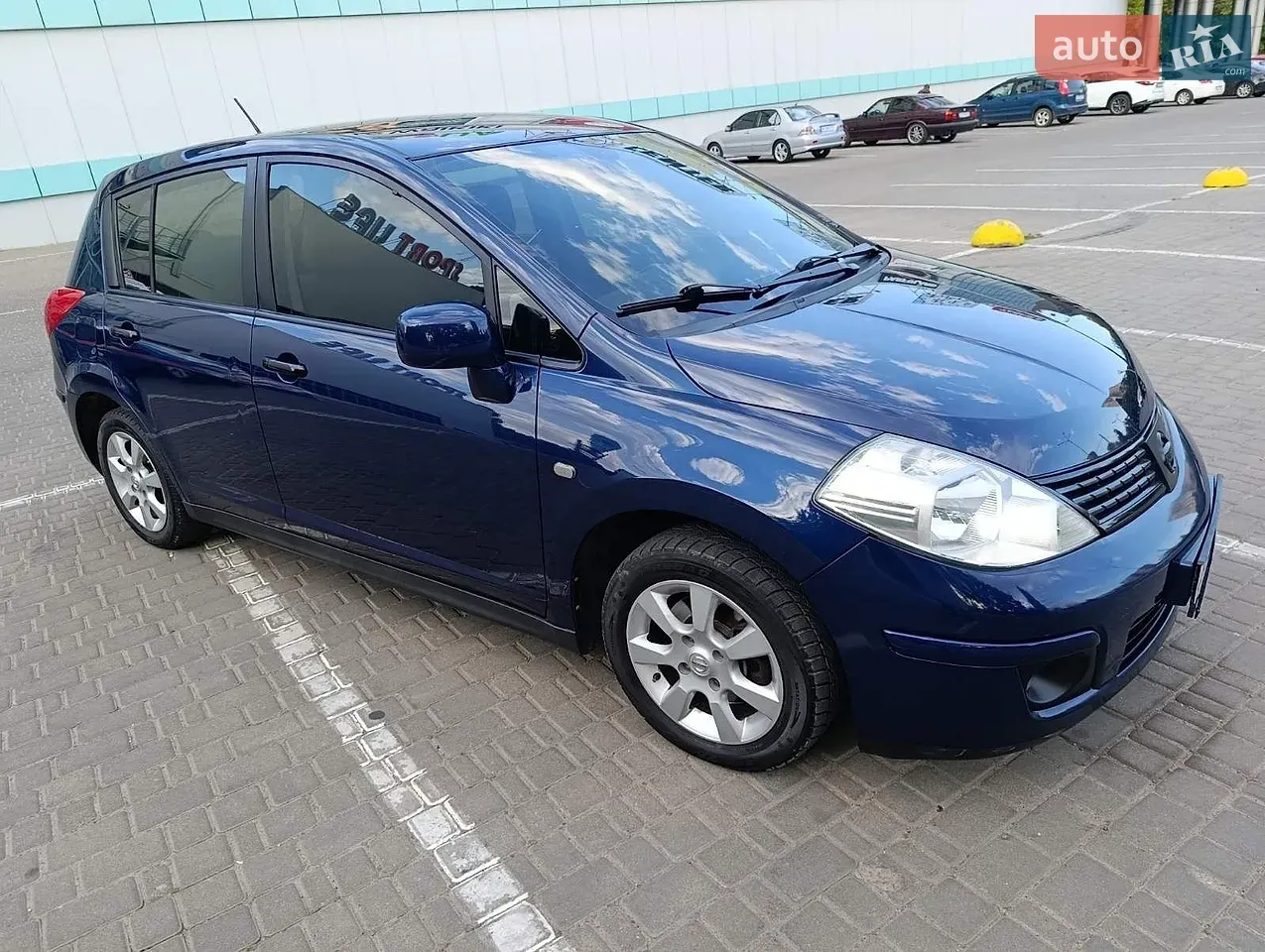 Nissan Tiida 2008 photo 2