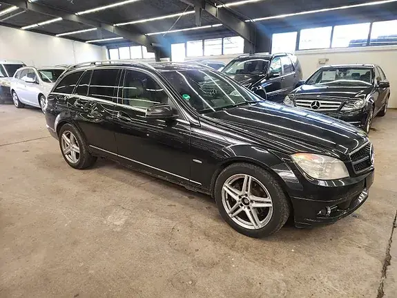Mercedes-Benz C 220 2008 photo 3