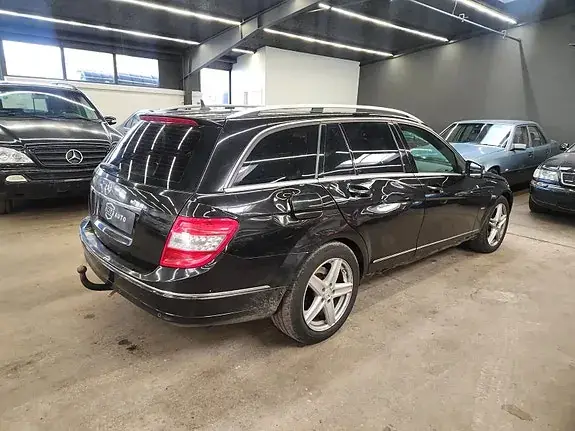 Mercedes-Benz C 220 2008 photo 4