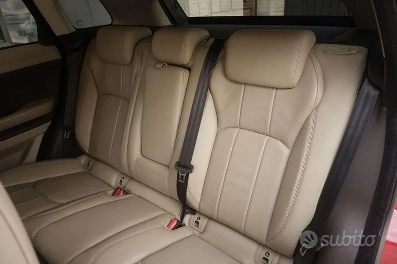 Land Rover Range Rover Evoque 2018 photo 3