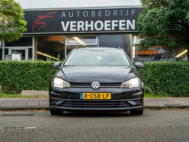 Volkswagen Golf Variant 2019 photo 3
