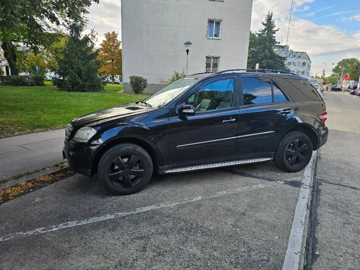 Mercedes-Benz M-Class 2007 photo 3