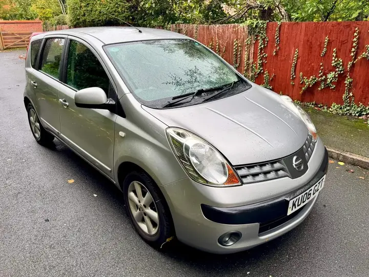 Nissan Note 2006 photo 2