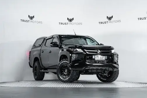 Mitsubishi Triton