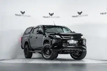 Mitsubishi Triton 2020 photo 2