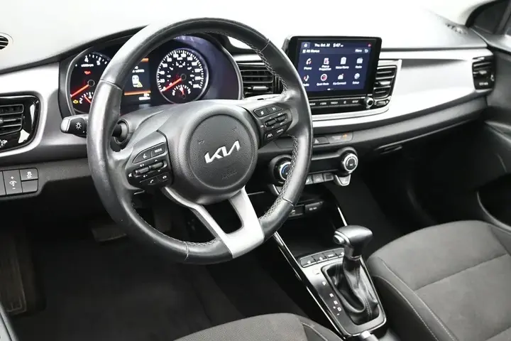 Kia Rio 2023 photo 5