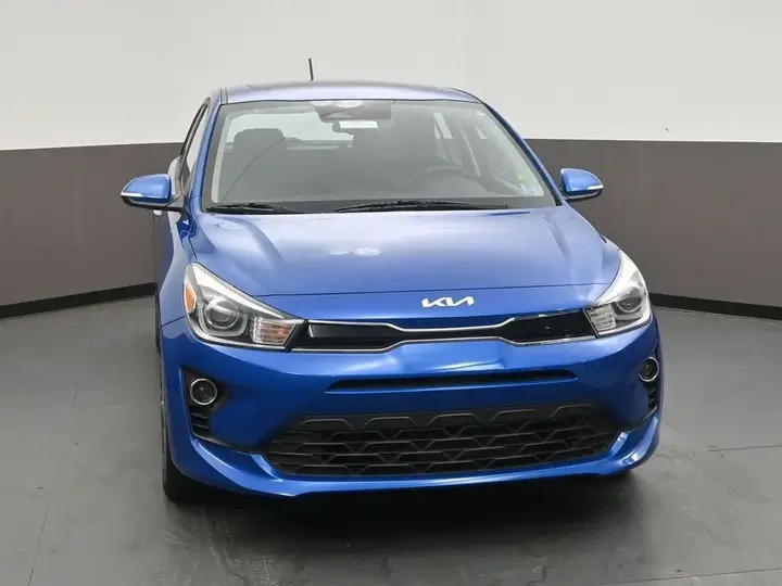 Kia Rio 2023 photo 2