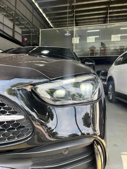 Mercedes-Benz C-Class 2025 photo 4