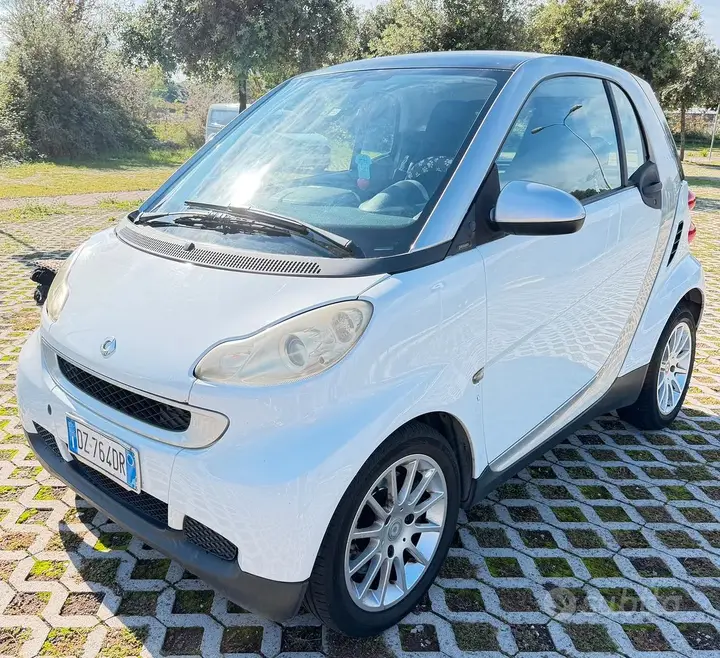 Smart Fortwo 2009 photo 2