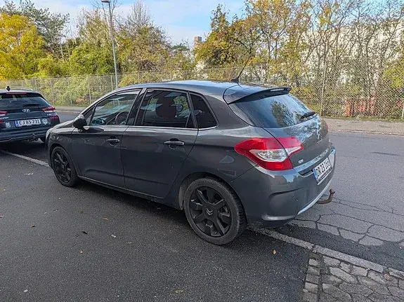 Citroen C4 2012 photo 5