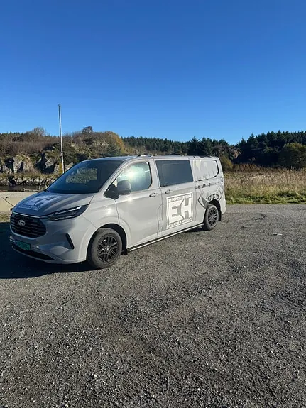 Ford Transit Custom 320L 2025 photo 2