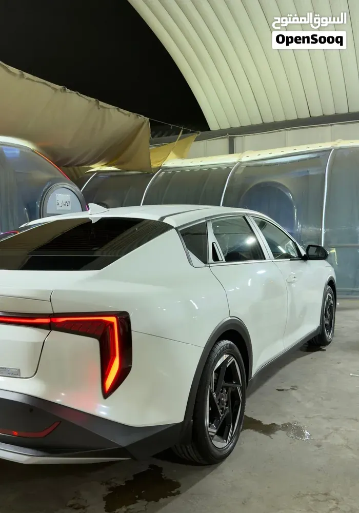 Kia K4