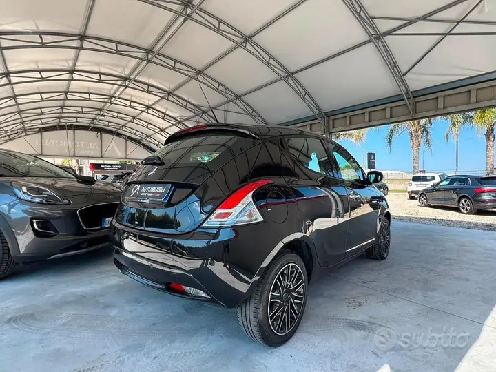 Lancia Ypsilon 2018 photo 5