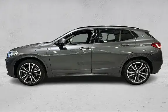 BMW X2 2022 photo 2