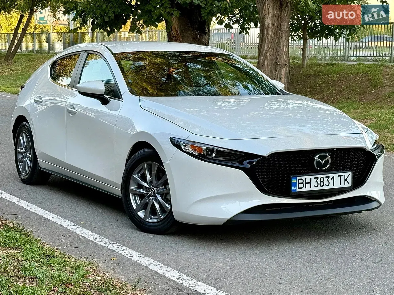 Mazda 3 2021 photo 2
