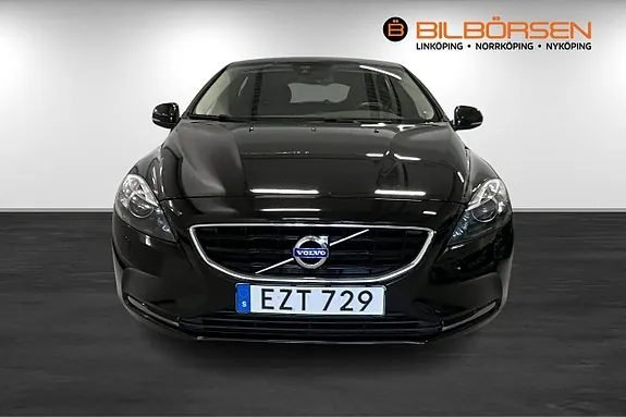 Volvo V40 2016 photo 2