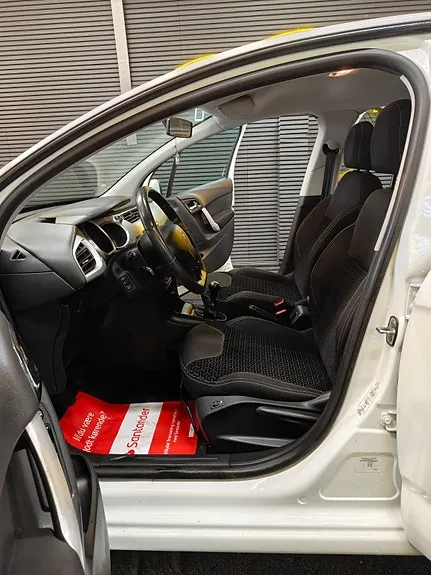 Citroen C3 2010 photo 5