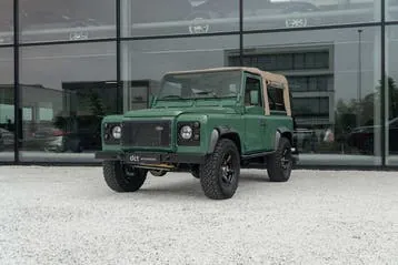 Land Rover Defender 90