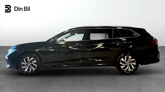 Volkswagen Passat 2024 photo 2