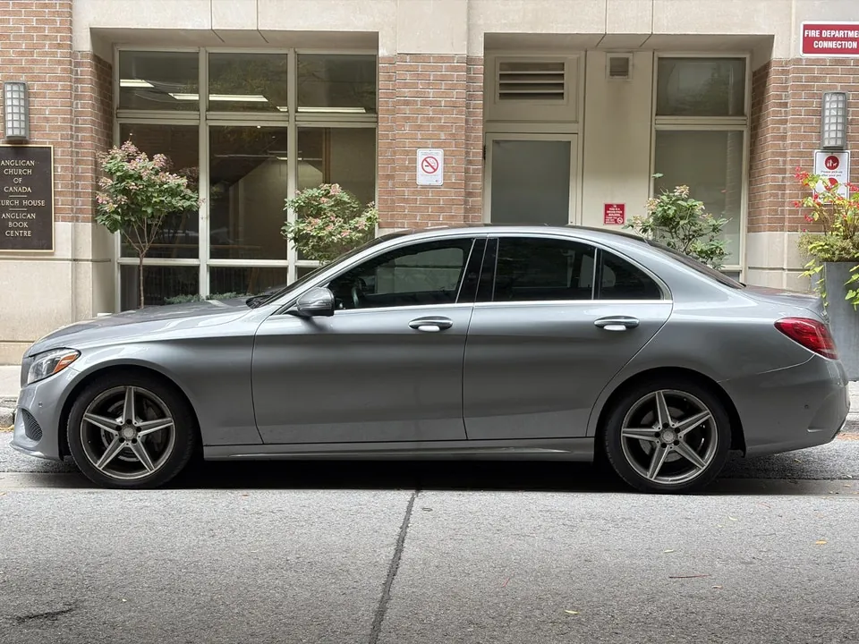 Mercedes-Benz C300 2016 photo 3
