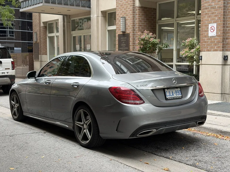 Mercedes-Benz C300 2016 photo 4