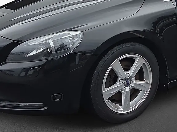 Volvo V40 2016 photo 5