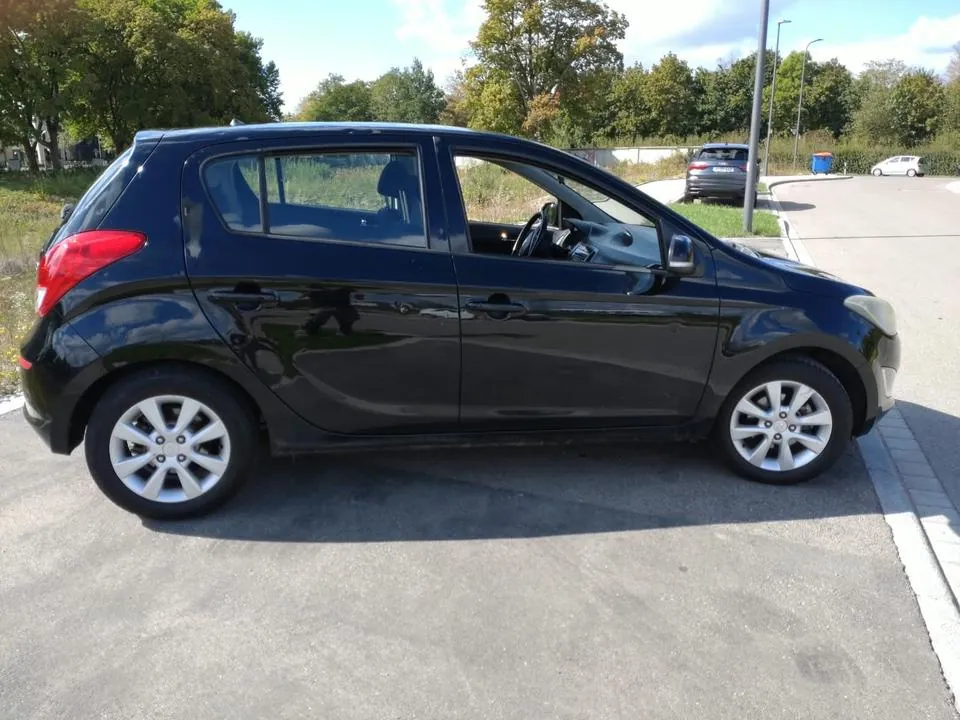 Hyundai I20