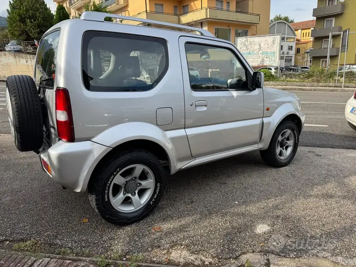 Suzuki Jimny 2006 photo 3