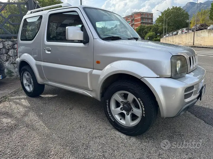 Suzuki Jimny 2006 photo 2