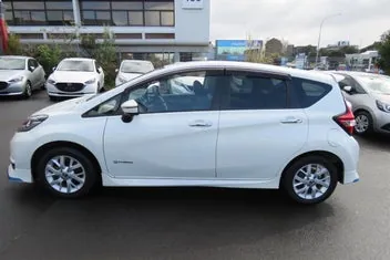 Nissan Note 2019 photo 5