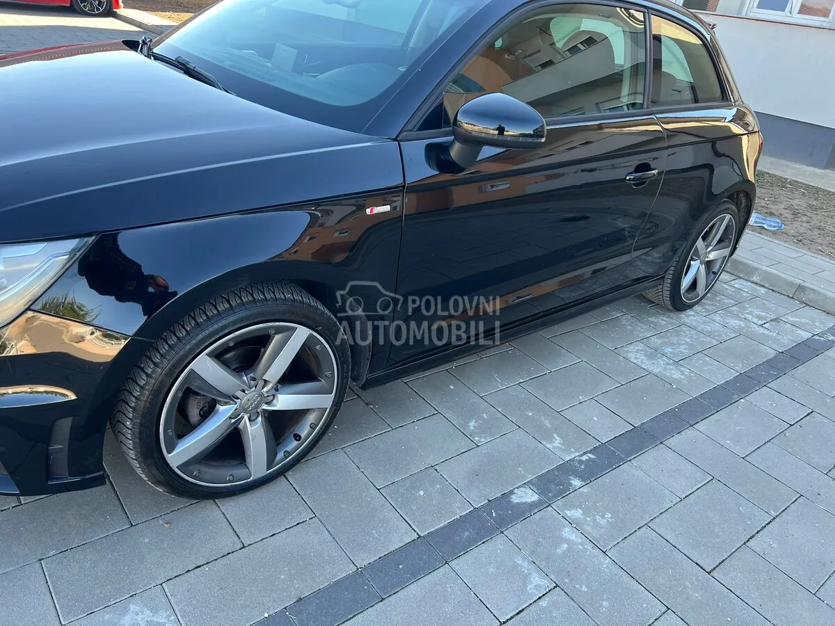 Audi A1 2012 photo 4