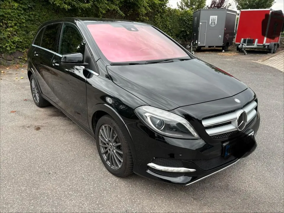 Mercedes-Benz B 250 E
