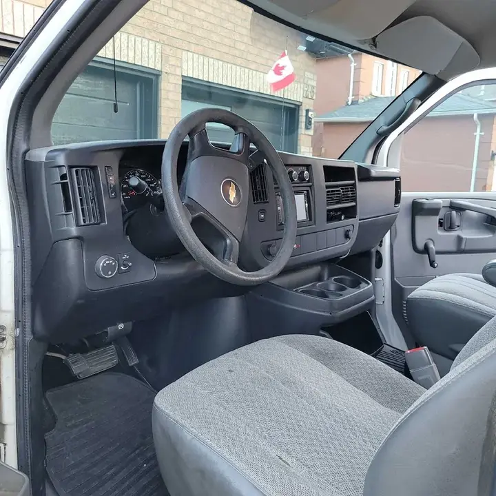 Chevrolet Van 2013 photo 4