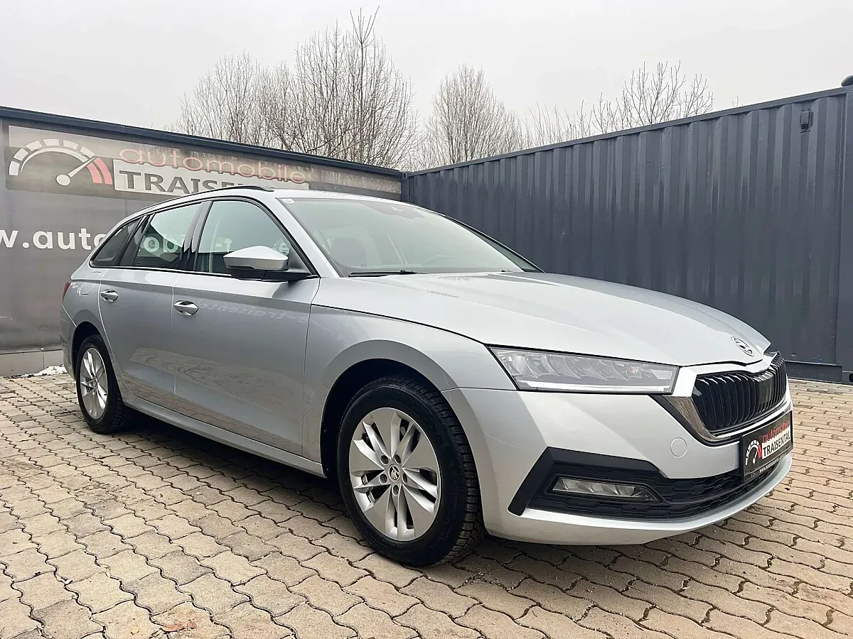 Skoda Octavia 2022 photo 3