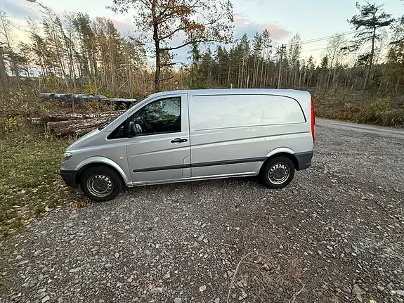 Mercedes-Benz Vito 111
