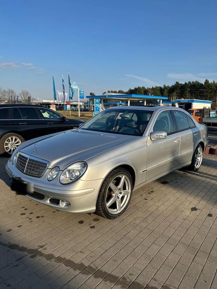 Mercedes-Benz E 200 Kompressor