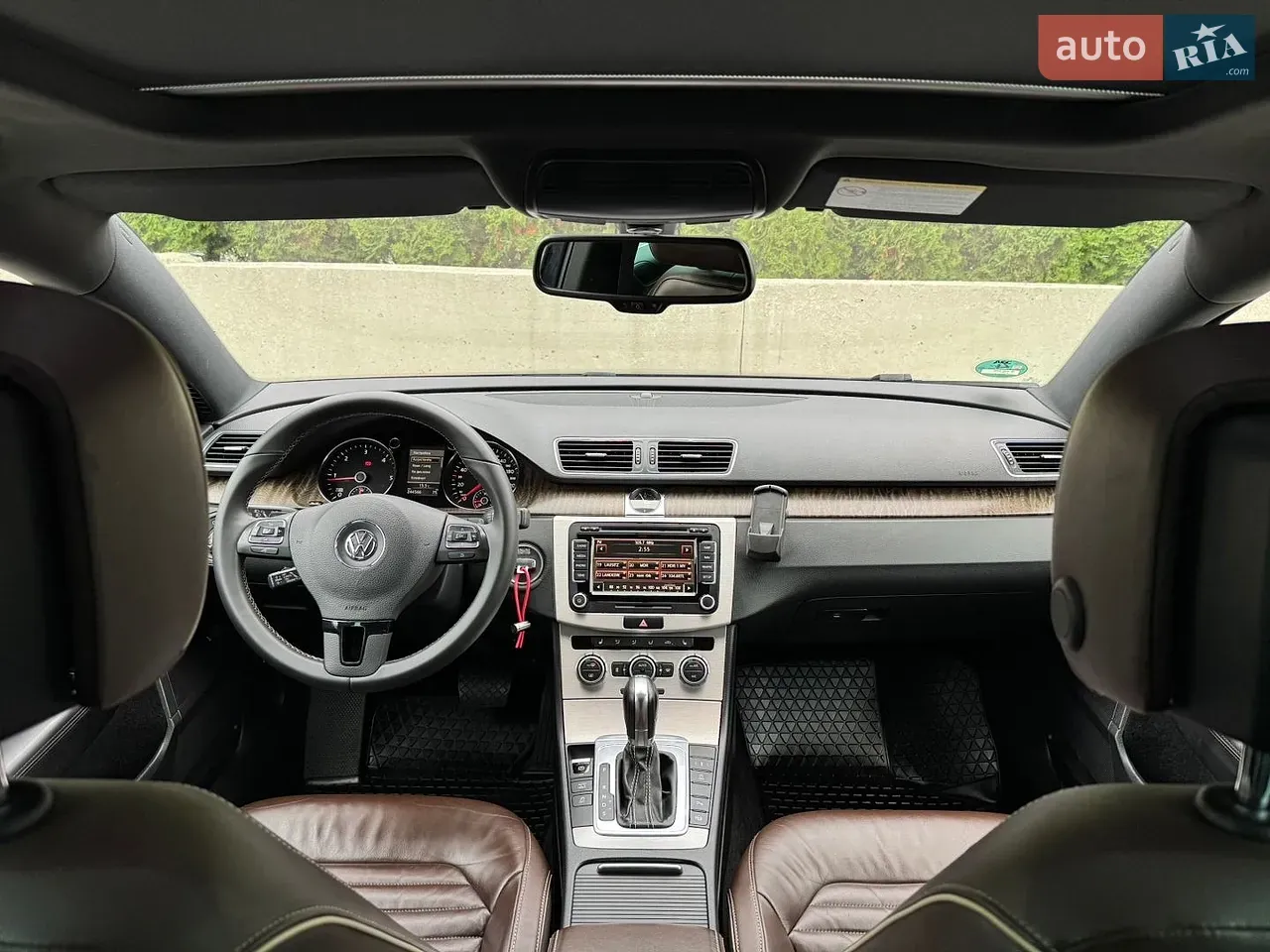 Volkswagen Passat 2013 photo 2
